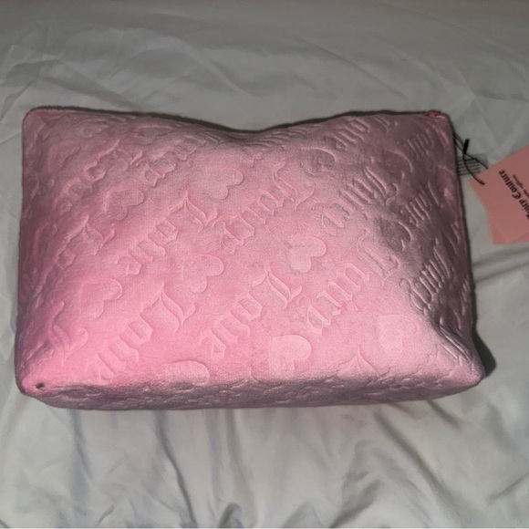 Juicy Couture soft pink cosmetic bag - Picture 3 of 5